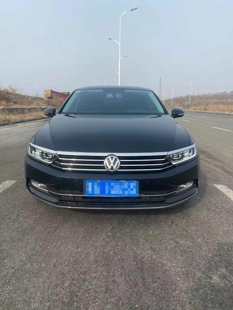 烟台18年大众迈腾8