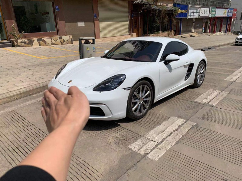 宜昌19年保時捷7186