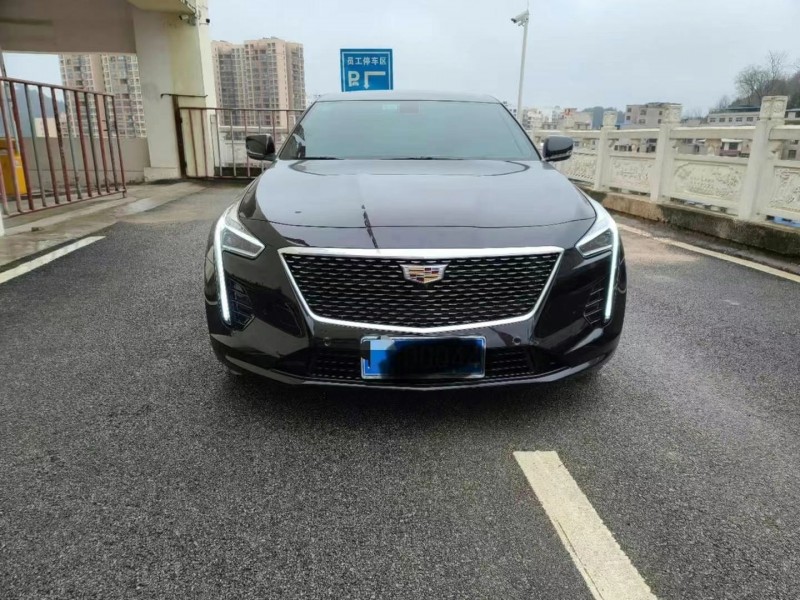 安順20年凱迪拉克CT61