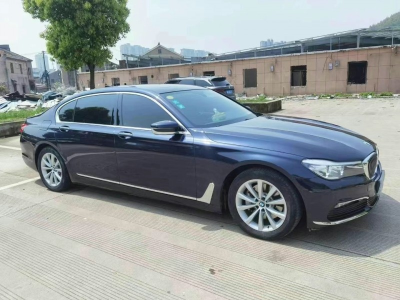 武汉17年宝马7系2