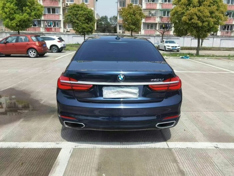 武汉17年宝马7系9