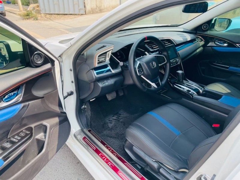 东莞16年本田思域6