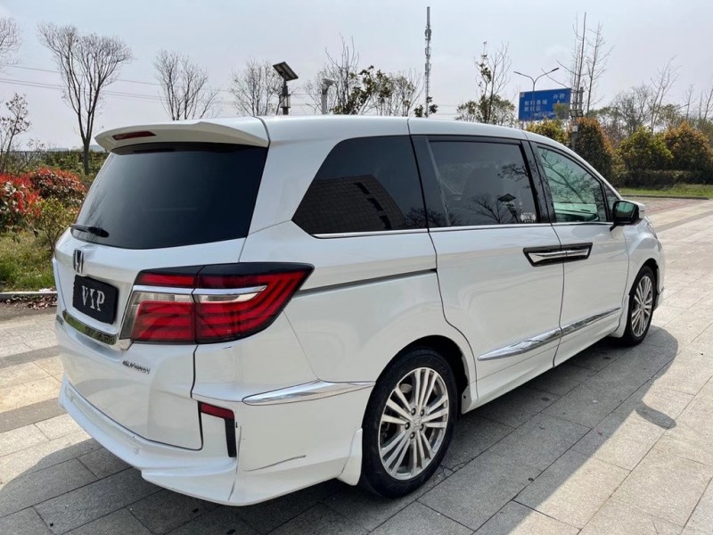 盐城18年本田艾力绅5