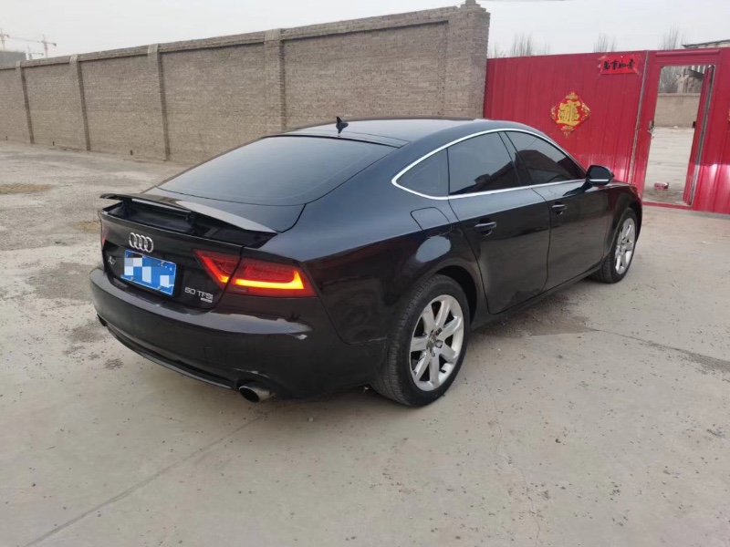 济宁13年奥迪A76