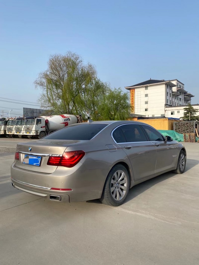 徐州14年宝马7系7