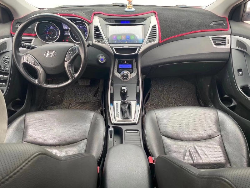 广州15年现代朗动5