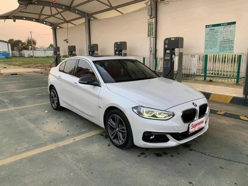 徐州17年宝马1系3