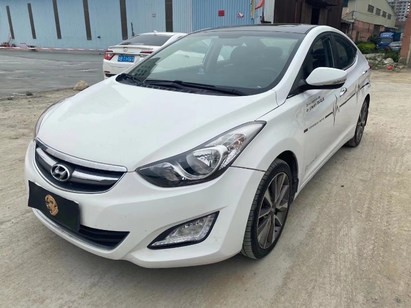 广州19年奔驰CLA8