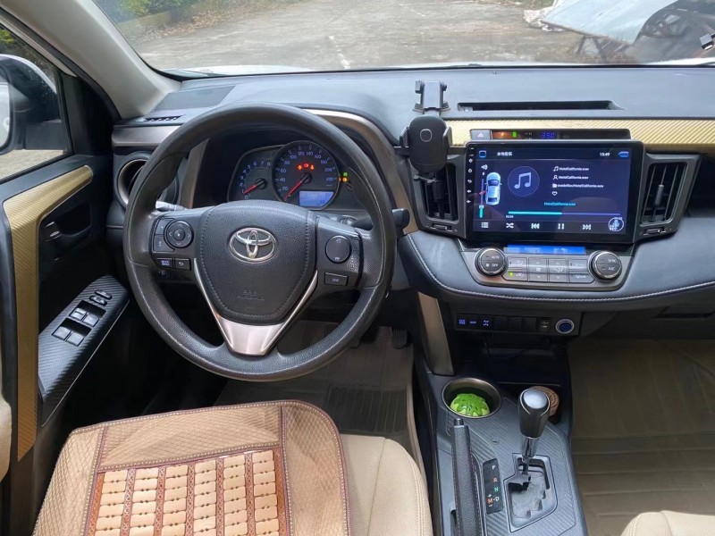 中山14年丰田RAV44
