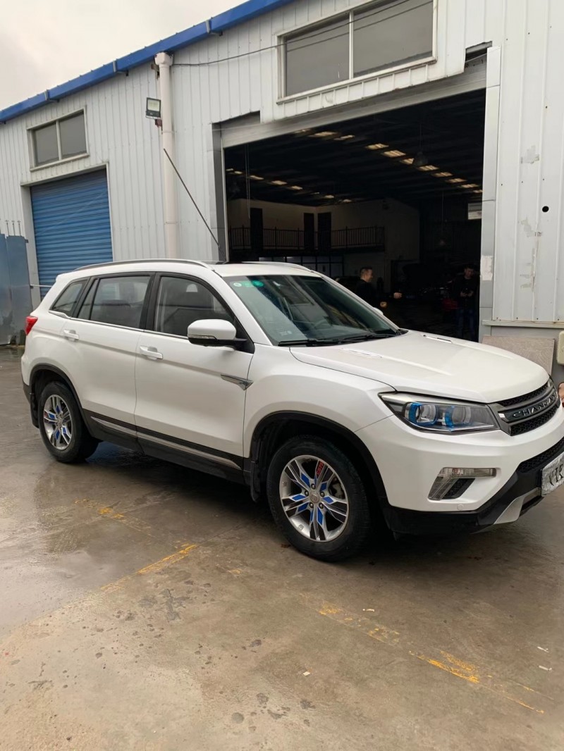 宜昌17年長安汽車CS752