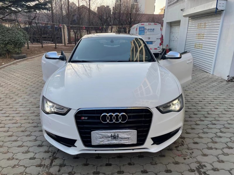 青岛17年奥迪S58