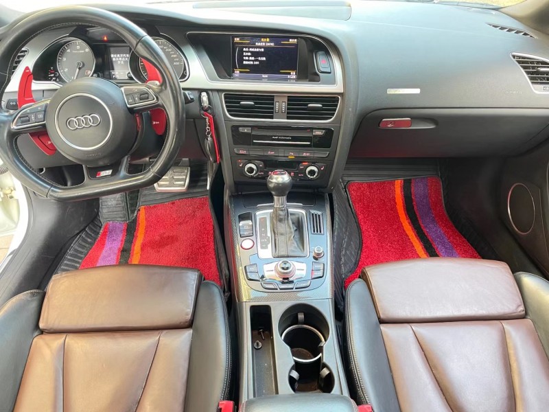 青岛17年奥迪S52