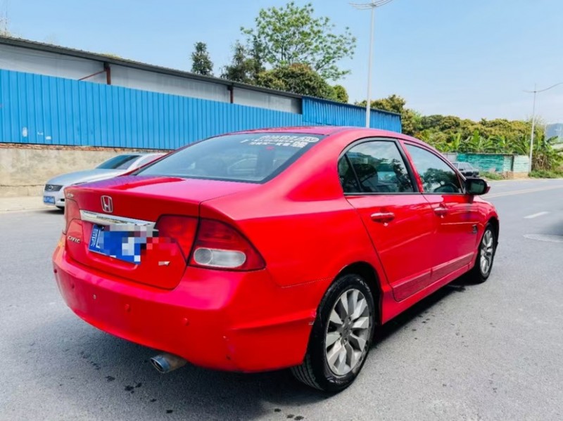 东莞11年本田思域7