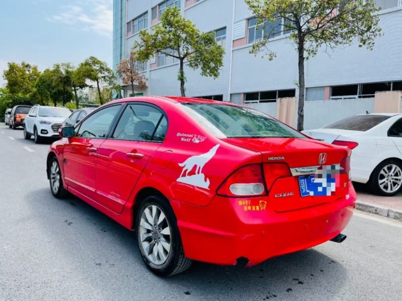 东莞11年本田思域8