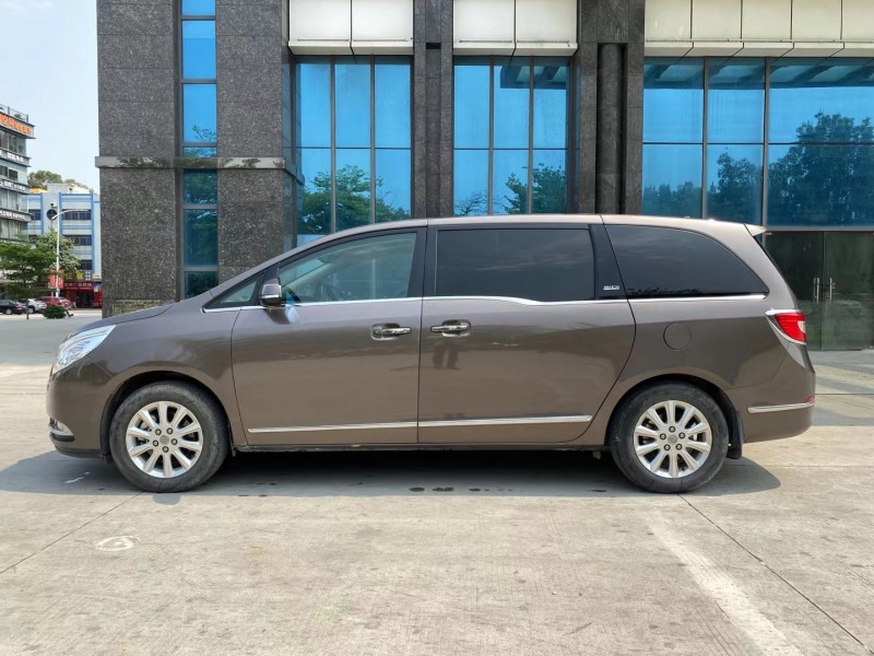 东莞13年别克GL85