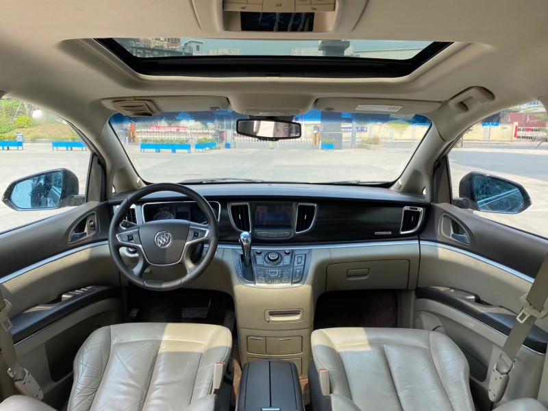 东莞13年别克GL86