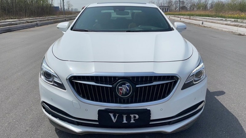 徐州17年别克君越9