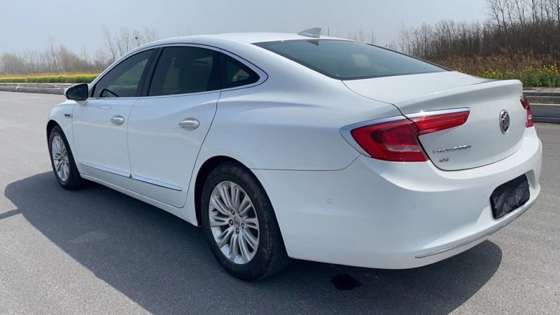 徐州17年别克君越6