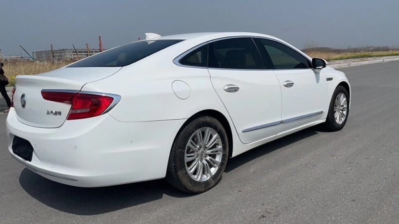 徐州17年别克君越5