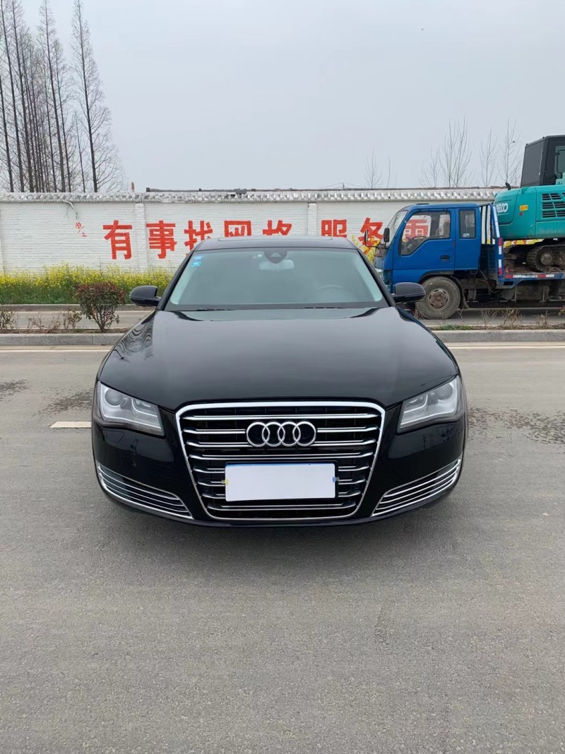 徐州13年奥迪A8L1