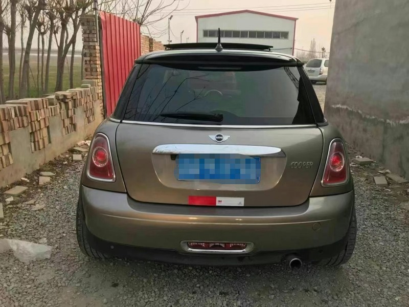 秦皇島12年寶馬MINI4