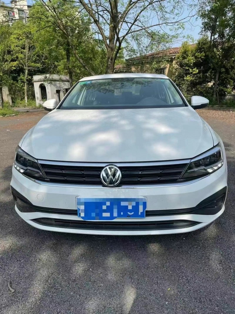 成都20年大众凌渡1