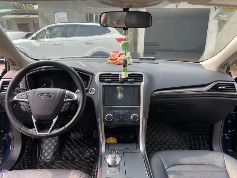 成都20年福特蒙迪欧5