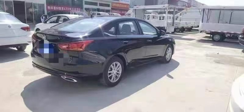 烟台20年长安汽车锐程CC4