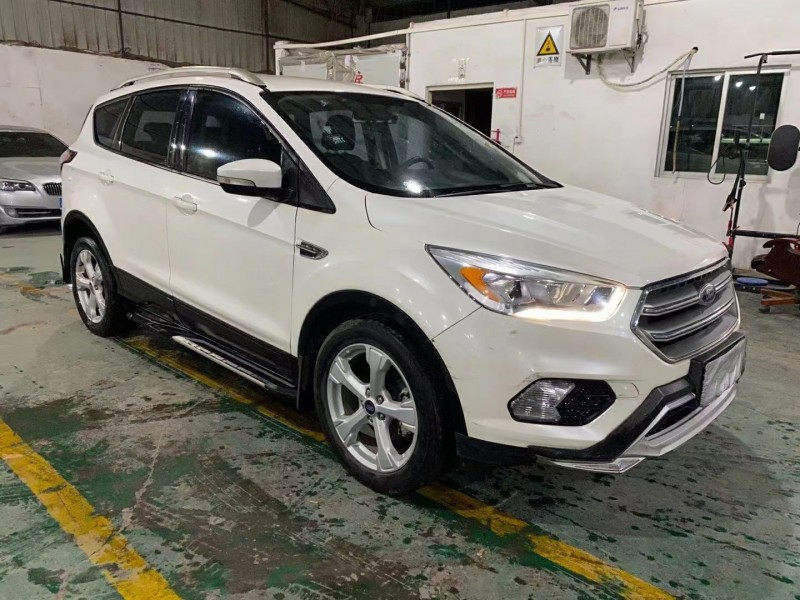 广州17年福特翼虎2