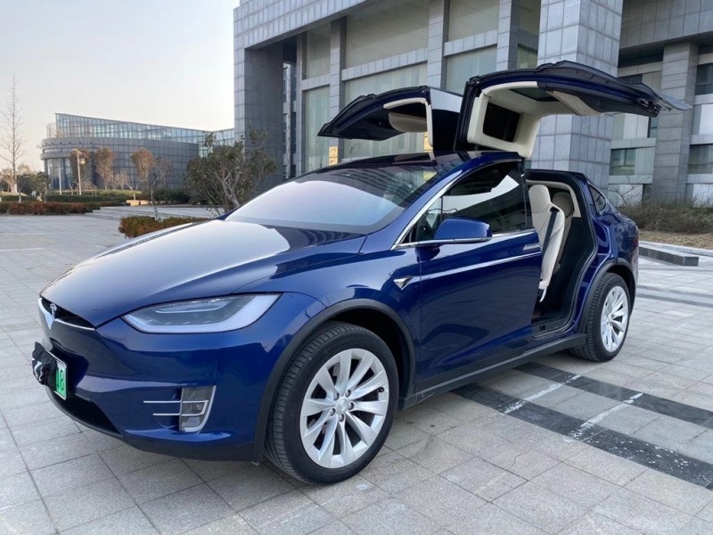 鹽城18年特斯拉MODEL X3