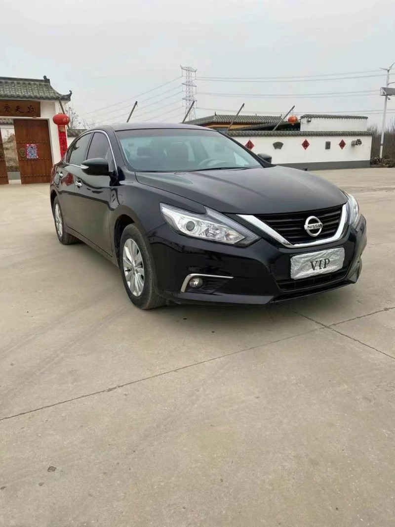 滄州18年日產天籟8