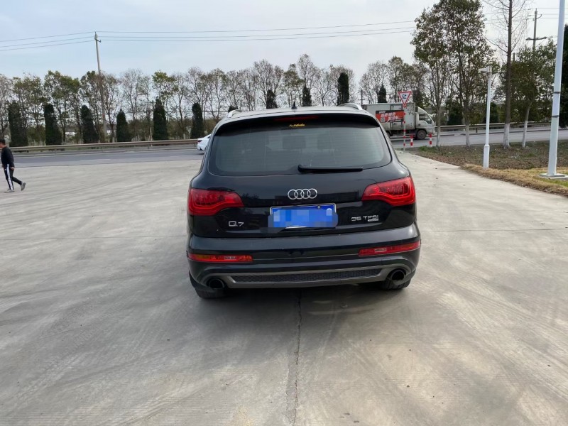 徐州13年奥迪Q73