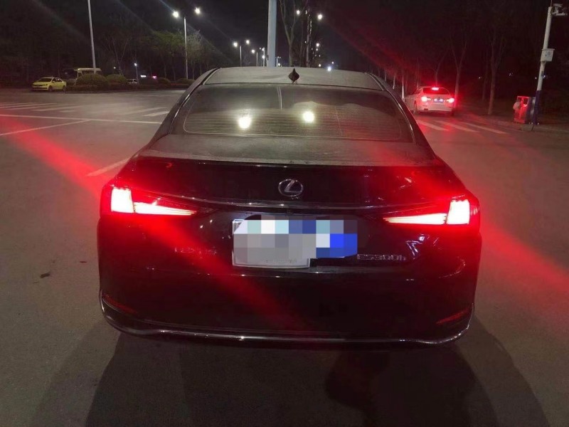 徐州20年雷克萨斯ES5