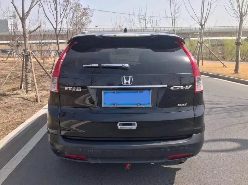 青岛16年本田CR-V9