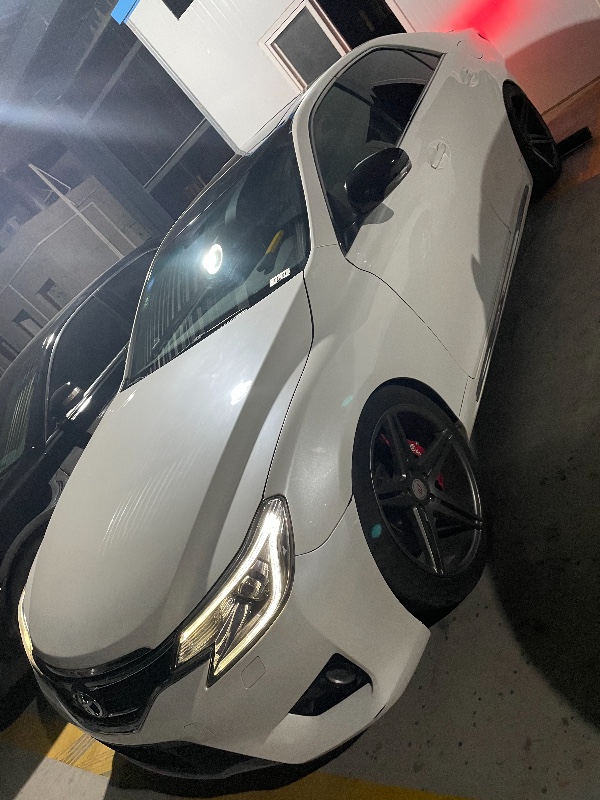 江门17年丰田锐志5