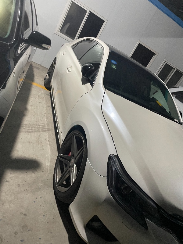 江门17年丰田锐志6