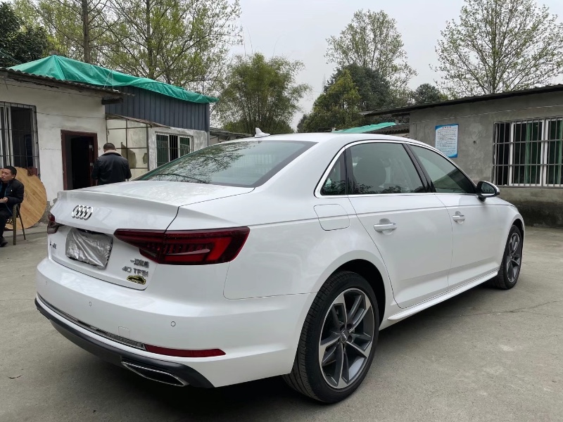 貴陽20年奧迪A4L9