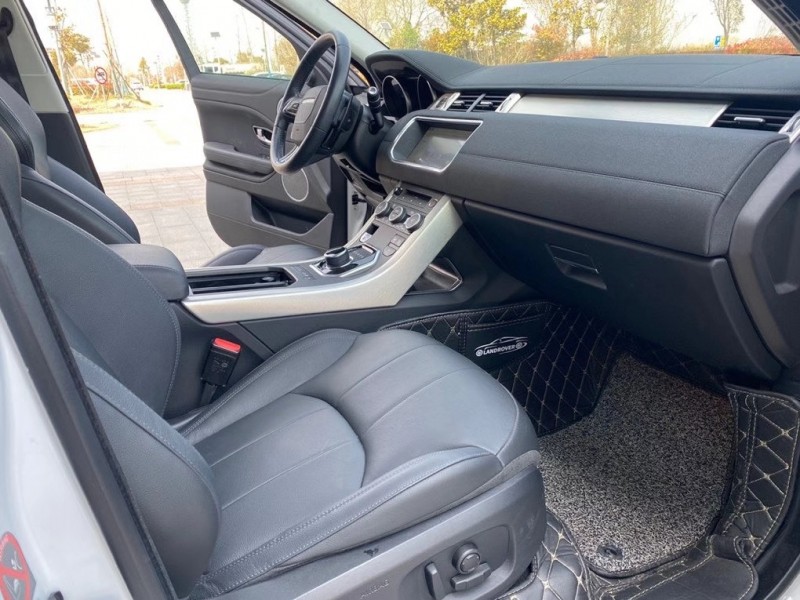 盐城19年路虎极光1