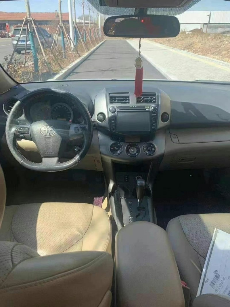 烟台12年丰田RAV45