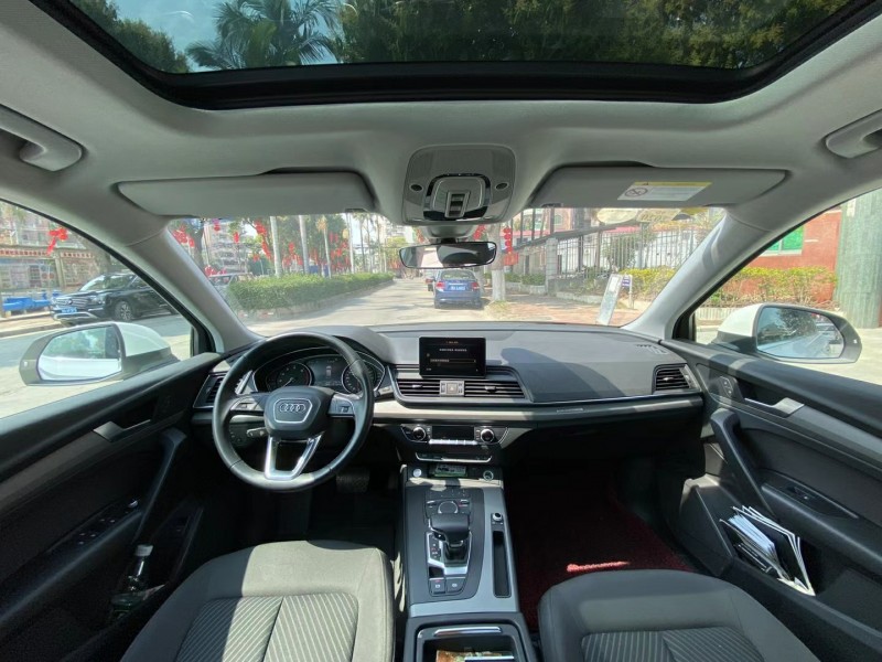 广州18年奥迪Q54