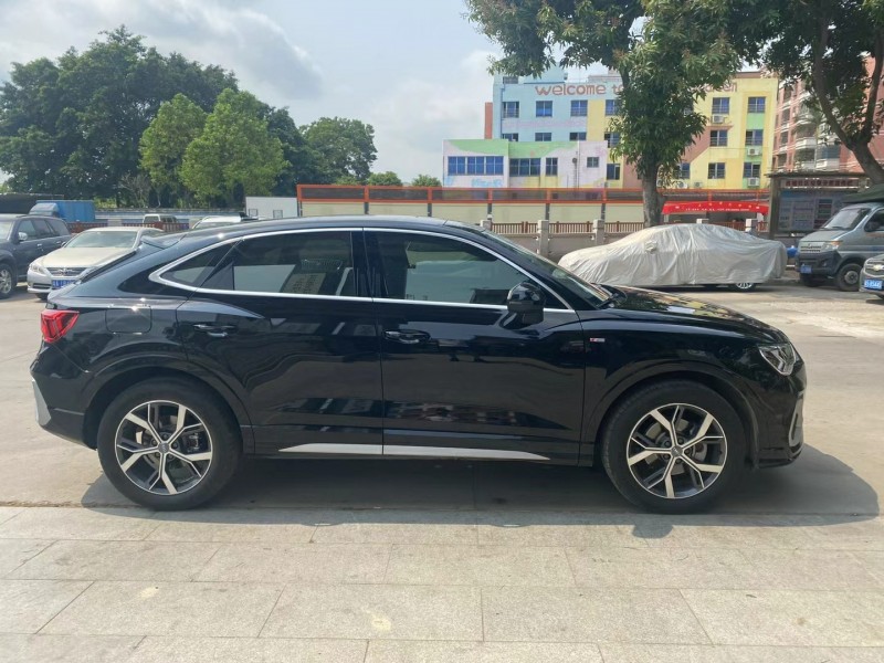 广州21年奥迪Q36