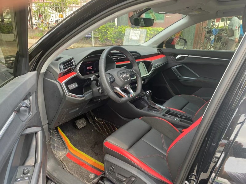 广州21年奥迪Q38