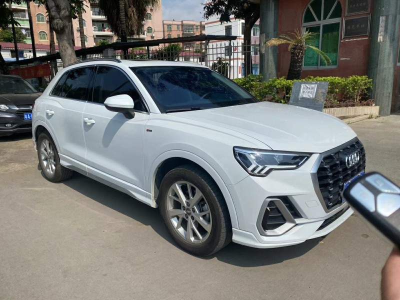 广州20年奥迪Q33