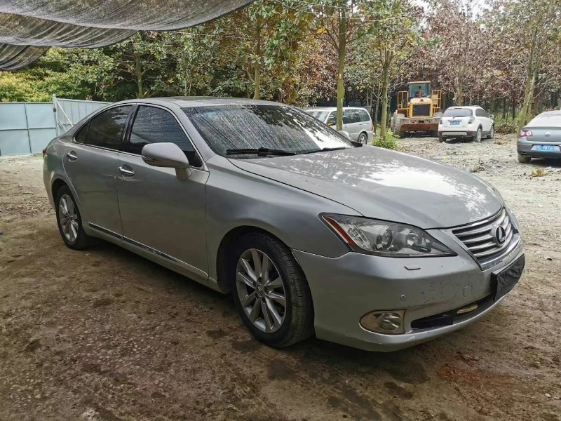 成都11年雷克萨斯ES3