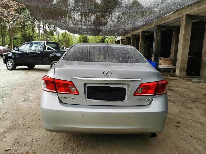 成都11年雷克萨斯ES5