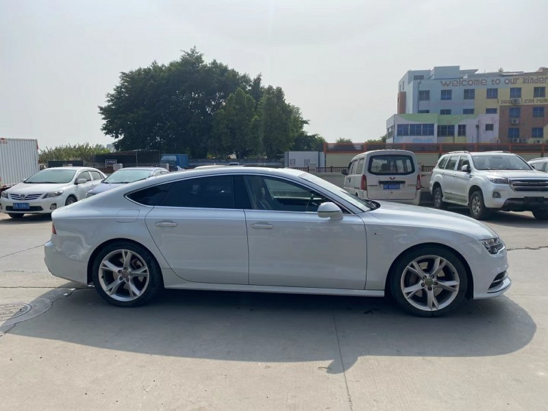 广州18年奥迪A74