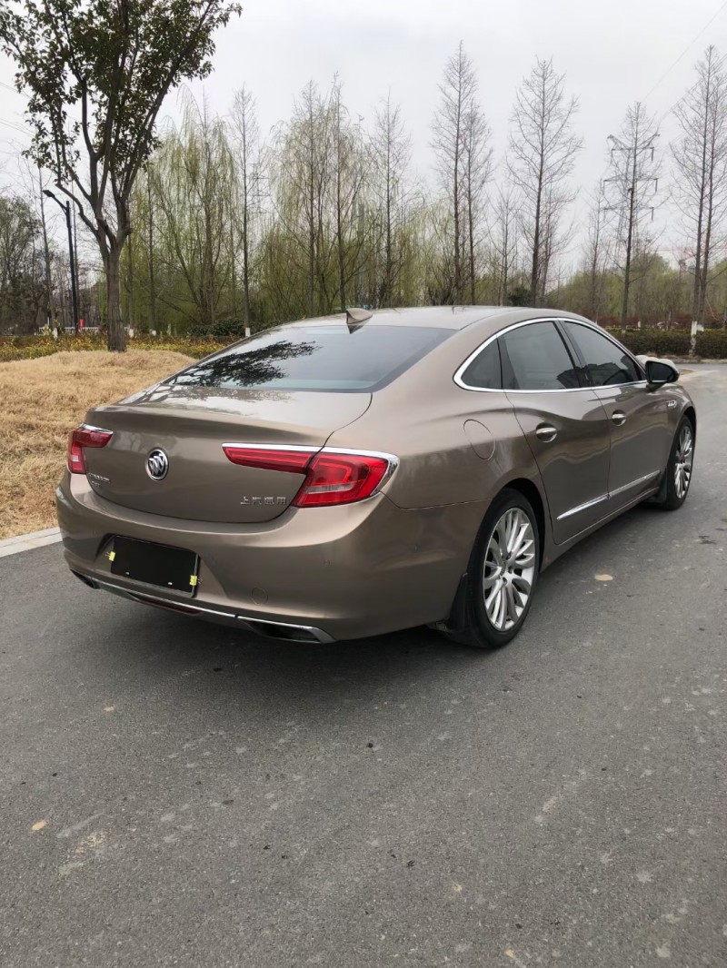 徐州16年别克君越5