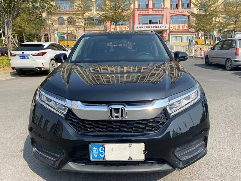 广州17年本田冠道1