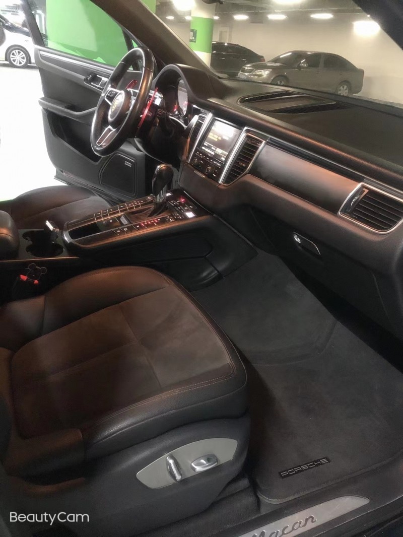 大連14年保時捷Macan5