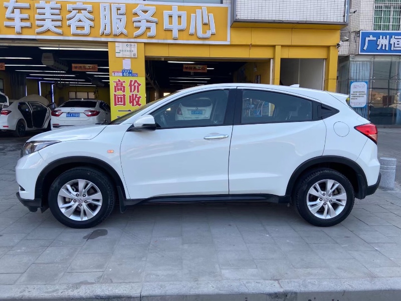 广州16年本田缤智3